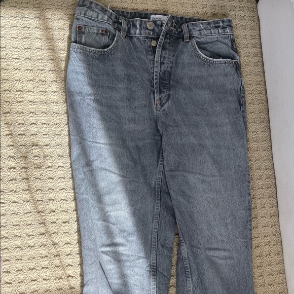 ZARA 2 Jeans - Picture 2 of 5